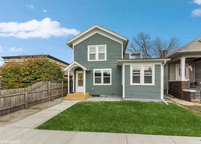 Ferienhaus Charming 4br Retreat In The Heart Of Ottawa