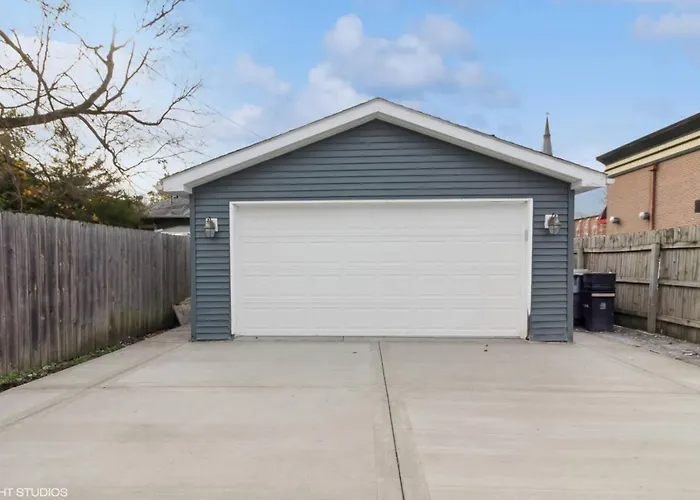 Ferienhaus Charming 4br Retreat In The Heart Of *
